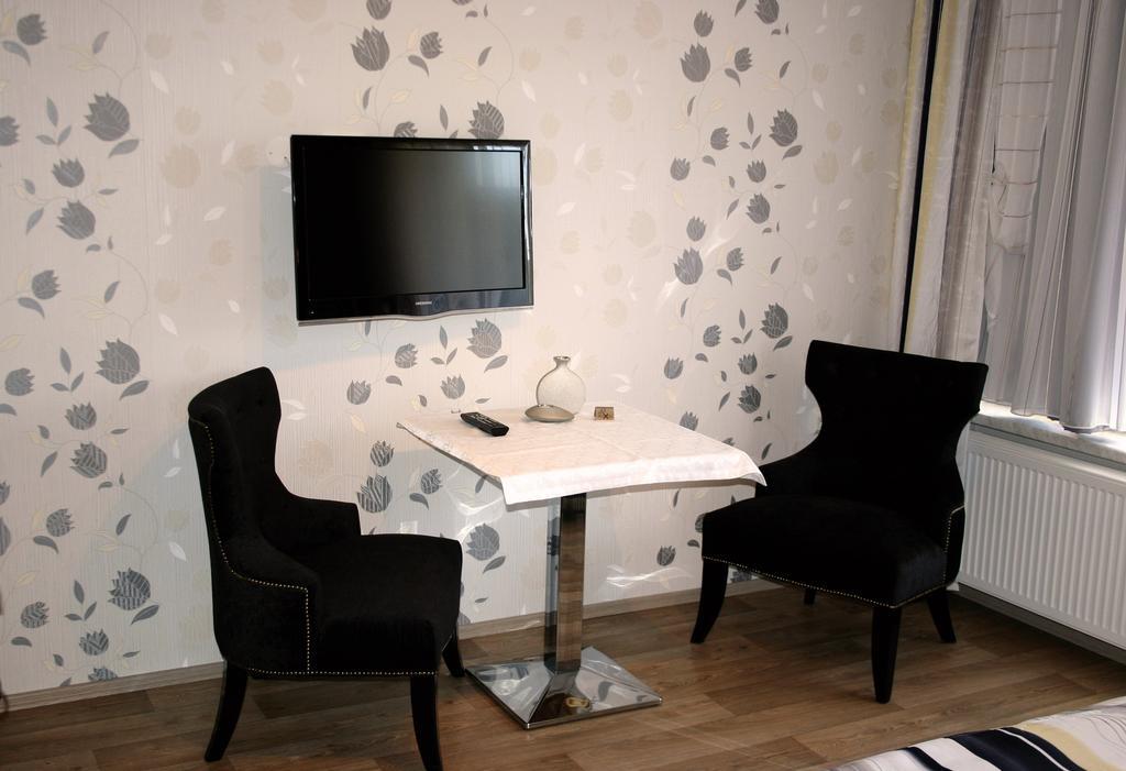 Pension Zum Wiesengrund Frauenhagen ภายนอก รูปภาพ